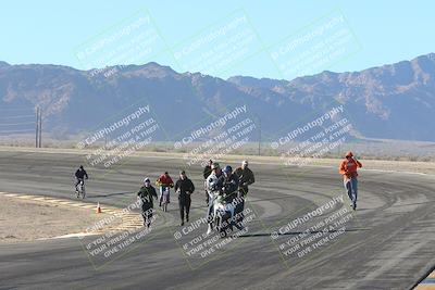 media/Jan-09-2025-Racers Edge (Thu) [[9e316ffd38]]/1-Around the Pits-Track Walk/